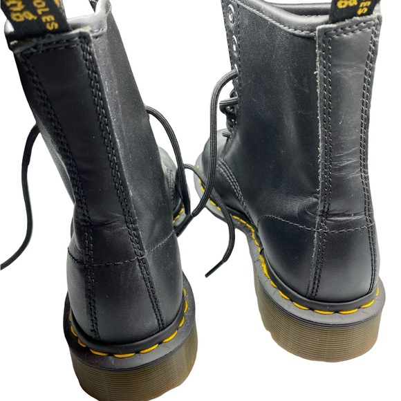 Dr Martens WOMEN'S Smooth Leather Lace Up boots size 6 - Picture 9 of 15